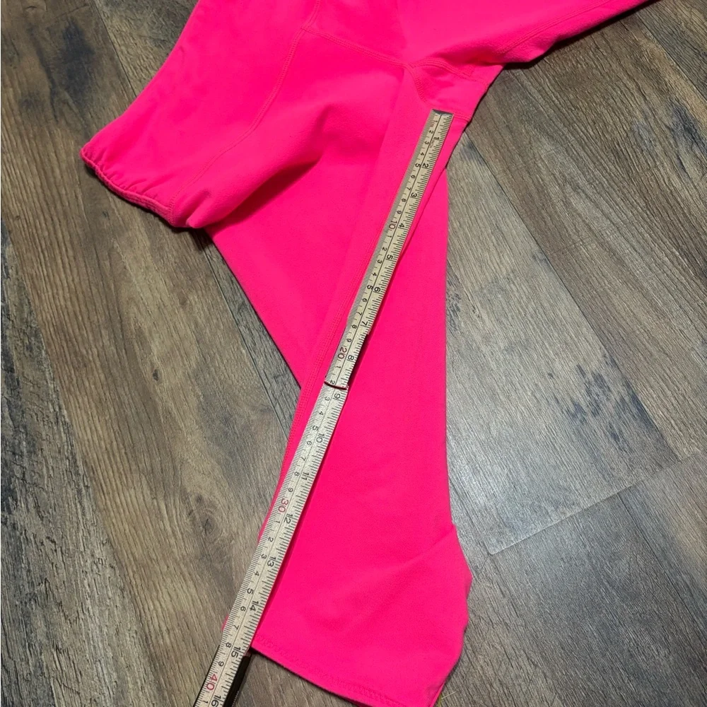 Lululemon Athletica Hot Pink Leggings - Picture 4 of 9